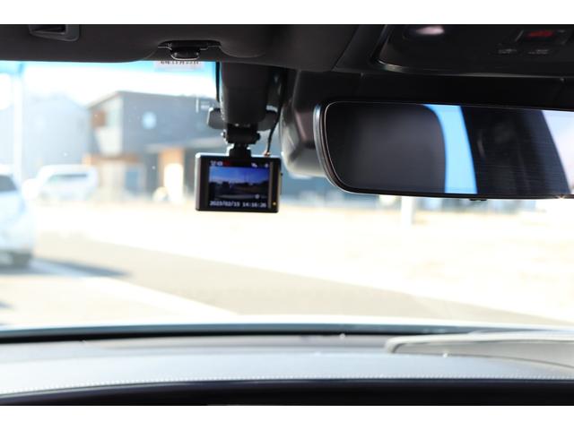 ＬＳ ＬＳ５００ｈ　Ｉパッケージ　レクサスセーフティーセンス／ＣＤ・ＤＶＤ・ＢＴ・ＳＤ・Ｂｌｕｅｔｏｏｔｈ／純正ナビ／３６０℃カメラ／ヘッドアップディスプレイ／レザーシート／シートクーラー・ヒーター／ドライブレコーダー／ＧＰＳレーダー（34枚目）