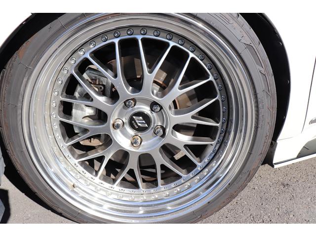 ハリアー プレミアム ターボ・LEDヘッドライト・シーケンシャルウィンカー・ETC・アルパインBIGX・TV・バックモニター・パワーバックドア・ハーフレザー・パノラマルーフ・3点社外エアロ・社外マフラー・車高調・社外テール(13枚目)