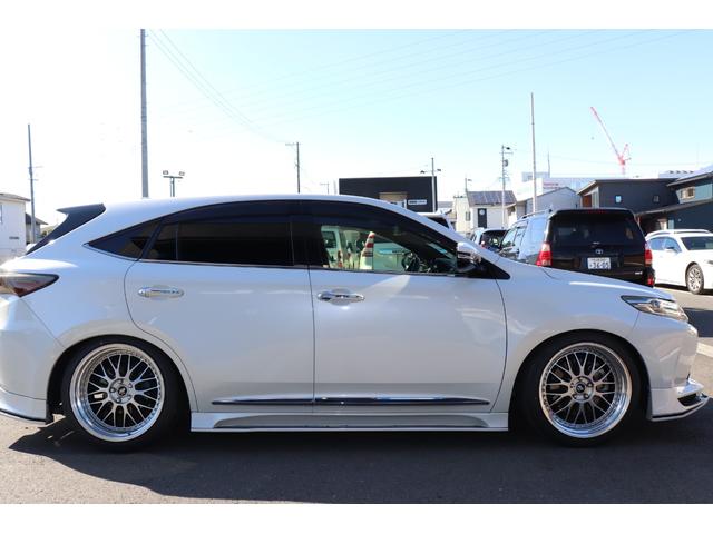 ハリアー プレミアム ターボ・LEDヘッドライト・シーケンシャルウィンカー・ETC・アルパインBIGX・TV・バックモニター・パワーバックドア・ハーフレザー・パノラマルーフ・3点社外エアロ・社外マフラー・車高調・社外テール(15枚目)