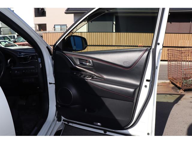 ハリアー プレミアム ターボ・LEDヘッドライト・シーケンシャルウィンカー・ETC・アルパインBIGX・TV・バックモニター・パワーバックドア・ハーフレザー・パノラマルーフ・3点社外エアロ・社外マフラー・車高調・社外テール(29枚目)