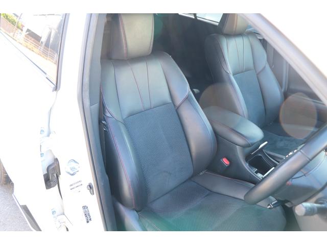 ハリアー プレミアム ターボ・LEDヘッドライト・シーケンシャルウィンカー・ETC・アルパインBIGX・TV・バックモニター・パワーバックドア・ハーフレザー・パノラマルーフ・3点社外エアロ・社外マフラー・車高調・社外テール(32枚目)