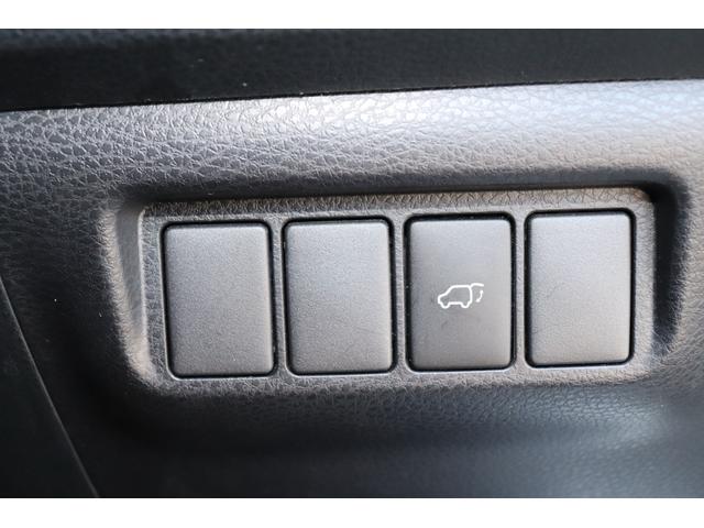 ハリアー プレミアム ターボ・LEDヘッドライト・シーケンシャルウィンカー・ETC・アルパインBIGX・TV・バックモニター・パワーバックドア・ハーフレザー・パノラマルーフ・3点社外エアロ・社外マフラー・車高調・社外テール(39枚目)