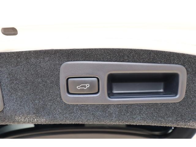 ハリアー プレミアム ターボ・LEDヘッドライト・シーケンシャルウィンカー・ETC・アルパインBIGX・TV・バックモニター・パワーバックドア・ハーフレザー・パノラマルーフ・3点社外エアロ・社外マフラー・車高調・社外テール(71枚目)