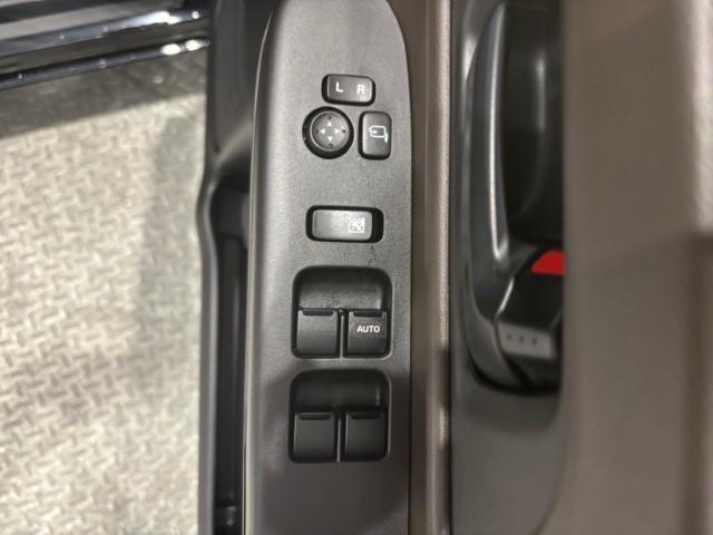スペーシア ハイブリッドＧ　届出済未使用車　スズキセーフティサポート　両側スライドドア　ＬＥＤライト　スマートキー　オートライト　オートエアコン　電動格納ミラー　軽自動車（31枚目）