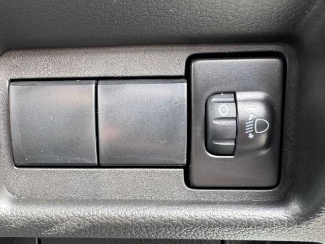 スペーシア ハイブリッドG 届出済未使用車 全方位モニター付メモリーナビゲーション装着車 スズキセーフティサポート 両側スライドドア LEDライト スマートキー オートライト オートエアコン 電動格納ミラー 軽自動車(26枚目)