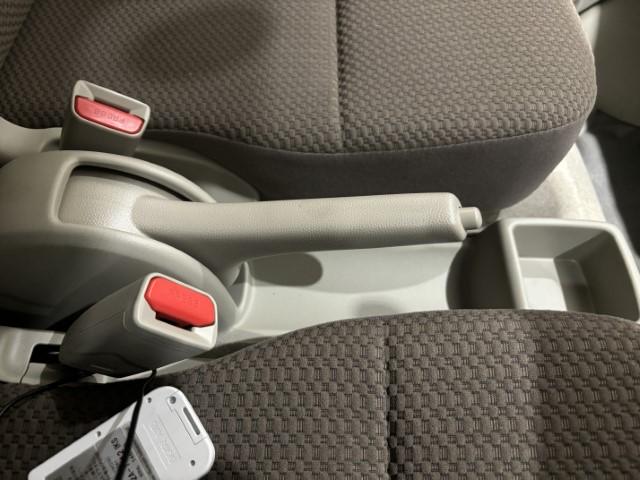 クリッパーバン ＤＸ　届出済未使用車　軽バン　衝突軽減ブレーキ　キーレスエントリー　パワーウィンドウ　マニュアルエアコン　ＡＭ／ＦＭラジオ　ハロゲンヘッドライト　アイドリングストップ　軽自動車（43枚目）