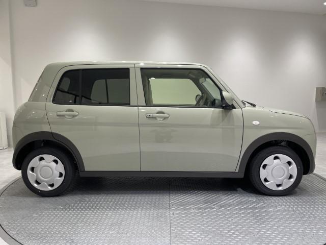 アルトラパン Ｌ　届出済未使用車　衝突軽減ブレーキ　誤発進抑制　車線逸脱警報　標識認識機能　アイドリングストップ　運転席シートヒーター　オートエアコン　電動格納ミラー　キーレスプッシュスタート　軽自動車（7枚目）