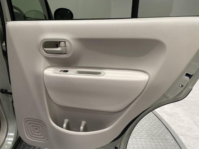 アルトラパン Ｌ　届出済未使用車　衝突軽減ブレーキ　誤発進抑制　車線逸脱警報　標識認識機能　アイドリングストップ　運転席シートヒーター　オートエアコン　電動格納ミラー　キーレスプッシュスタート　軽自動車（22枚目）
