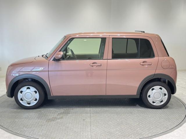 アルトラパン Ｌ　届出済未使用車　衝突軽減ブレーキ　誤発進抑制　車線逸脱警報　標識認識機能　アイドリングストップ　運転席シートヒーター　オートエアコン　電動格納ミラー　キーレスプッシュスタート　軽自動車（11枚目）