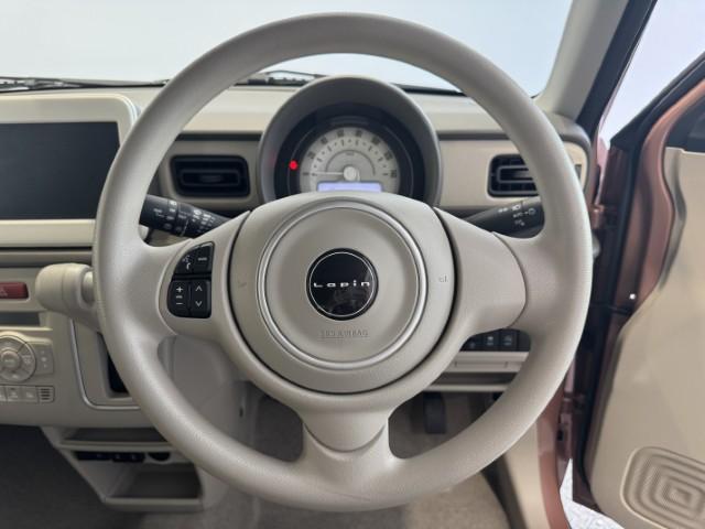 アルトラパン Ｌ　届出済未使用車　衝突軽減ブレーキ　誤発進抑制　車線逸脱警報　標識認識機能　アイドリングストップ　運転席シートヒーター　オートエアコン　電動格納ミラー　キーレスプッシュスタート　軽自動車（20枚目）