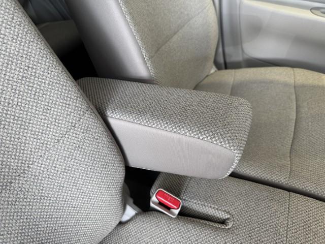 アルトラパン Ｌ　届出済未使用車　衝突軽減ブレーキ　誤発進抑制　車線逸脱警報　標識認識機能　アイドリングストップ　運転席シートヒーター　オートエアコン　電動格納ミラー　キーレスプッシュスタート　軽自動車（38枚目）