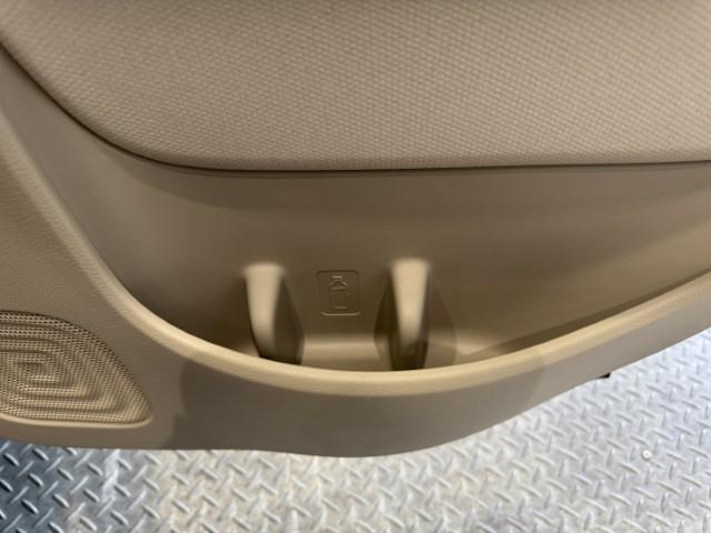 アルトラパン Ｌ　届出済未使用車　衝突軽減ブレーキ　誤発進抑制　車線逸脱警報　標識認識機能　アイドリングストップ　運転席シートヒーター　オートエアコン　電動格納ミラー　キーレスプッシュスタート　軽自動車（40枚目）