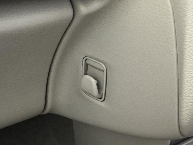 アルトラパン Ｌ　届出済未使用車　衝突軽減ブレーキ　誤発進抑制　車線逸脱警報　標識認識機能　アイドリングストップ　運転席シートヒーター　オートエアコン　電動格納ミラー　キーレスプッシュスタート　軽自動車（45枚目）