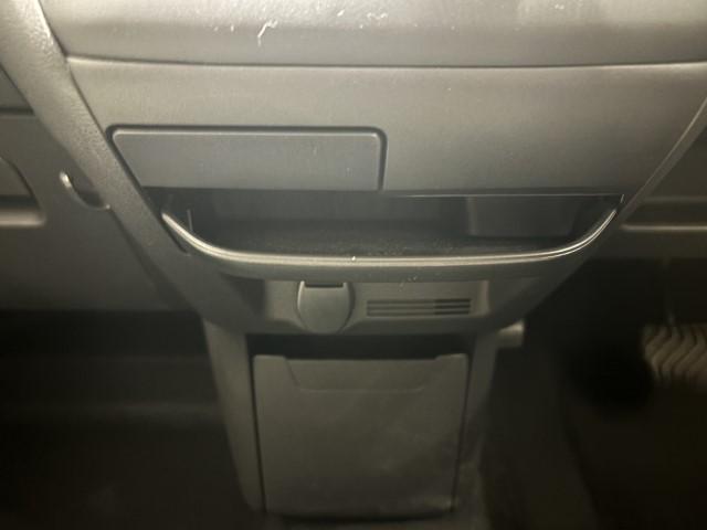 eKワゴン M ちょい乗り 衝突軽減ブレーキ マニュアルエアコン シートヒーター キーレスエントリー 電動格納ミラー オートライト ステアリングリモコン パワーウィンドウ 軽自動車(32枚目)