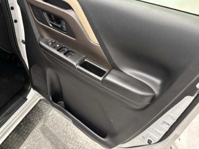 スペーシア ハイブリッドＸ　届出済未使用車　スズキセーフティサポート　両側電動スライドドア　シートヒーター　スマートキー　マルチユースフラップ　スリムサーキュレーター　オートライト　オートエアコン　軽自動車（55枚目）