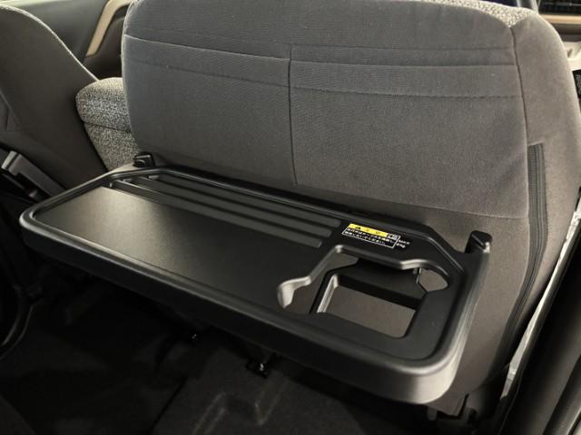 スペーシア ハイブリッドＸ　届出済未使用車　スズキセーフティサポート　両側電動スライドドア　シートヒーター　スマートキー　マルチユースフラップ　スリムサーキュレーター　オートライト　オートエアコン　軽自動車（59枚目）