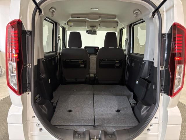 スペーシア ハイブリッドＸ　届出済未使用車　スズキセーフティサポート　両側電動スライドドア　シートヒーター　スマートキー　マルチユースフラップ　スリムサーキュレーター　オートライト　オートエアコン　軽自動車（77枚目）