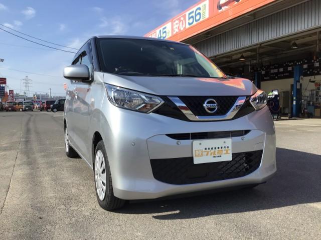 デイズ Ｓ　ちょい乗り車　衝突軽減ブレーキ　マニュアルエアコン　電動格納ミラー　オートライト　ベンチシート　アイドリングストップ　キーレスエントリー　アームレスト　シートリフター　パワーウィンドウ　軽自動車（6枚目）