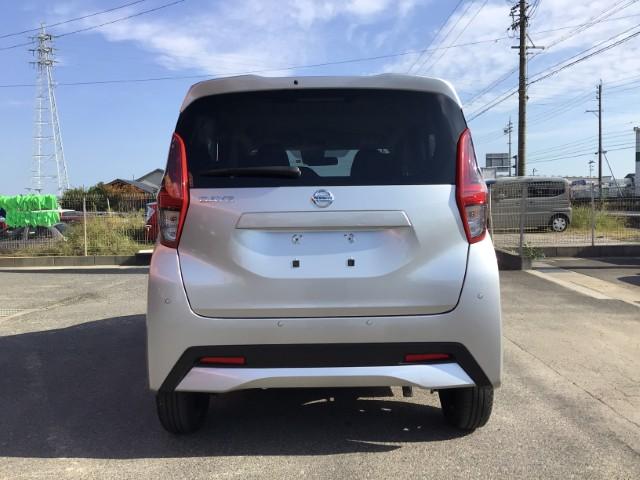 デイズ Ｓ　ちょい乗り車　衝突軽減ブレーキ　マニュアルエアコン　電動格納ミラー　オートライト　ベンチシート　アイドリングストップ　キーレスエントリー　アームレスト　シートリフター　パワーウィンドウ　軽自動車（9枚目）