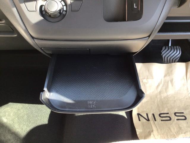 デイズ Ｓ　ちょい乗り車　衝突軽減ブレーキ　マニュアルエアコン　電動格納ミラー　オートライト　ベンチシート　アイドリングストップ　キーレスエントリー　アームレスト　シートリフター　パワーウィンドウ　軽自動車（32枚目）