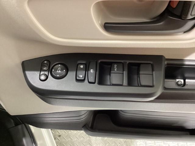 Ｎ－ＢＯＸ ベースグレード　ちょい乗り車　衝突軽減ブレーキ　片側電動スライドドア　スマートキー　プッシュスタート　クルーズコントロール　ブレーキホールド　アイドリングストップ　プッシュスタート　軽自動車（14枚目）