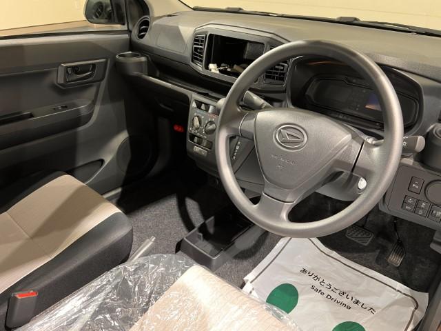 ミライース L SAIII ちょい乗り車 衝突軽減ブレーキ キーレスエントリー オートライト アイドリングストップ デジタルメーター コーナーセンサー マニュアルエアコン パワーウィンドウ パワーステアリング 軽自動車(19枚目)