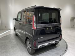 グループ年間販売台数は３，０００台以上！！大量販売・大量仕入によって低価格での提供を実現しています！ 5