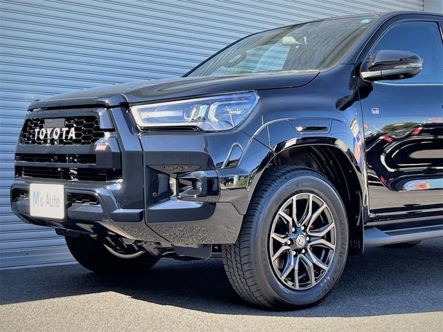 レオパードフラワーブラック トヨタTOYOTAハイラックス4WD新品未使用