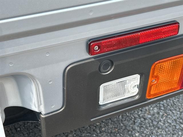 ハイゼットトラック スタンダード　ＣＶＴ　衝突被害軽減システム　クリアランスソナー　アイドリングストップ　オートライト　ＡＢＳ　ＥＳＣ　エアコン　パワーステアリング　運転席エアバッグ（24枚目）