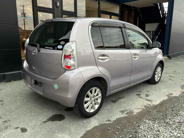 パッソ プラスハナ　ナビ　アルミホイール　スマートキー　電動格納ミラー　ＣＶＴ　盗難防止システム　衝突安全ボディ　ＡＢＳ　エアコン（16枚目）