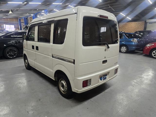 エブリイ ＰＡ　ハイルーフ　ＡＴ　両側スライドドア　エアコン　パワーステアリング　パワーウィンドウ　運転席エアバッグ　助手席エアバッグ　ＣＤ（17枚目）