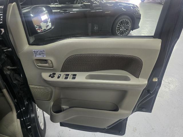 エブリイ ジョインターボ　両側スライドドア　電動格納ミラー　ＭＴ　盗難防止システム　ＡＢＳ　ＣＤ　アルミホイール　衝突安全ボディ　エアコン　パワーステアリング　パワーウィンドウ（23枚目）