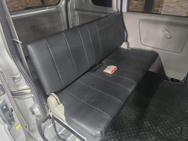 ＮＶ１００クリッパーバン ＤＸ　ＡＴ　両側スライドドア　エアコン　運転席エアバッグ　助手席エアバッグ（9枚目）