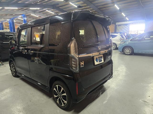N-BOXカスタム G・EXホンダセンシング 4WD ETC バックカメラ 両側スライド・片側電動 TV オートクルーズコントロール レーンアシスト 衝突被害軽減システム LEDヘッドランプ スマートキー アイドリングストップ シートヒーター(18枚目)