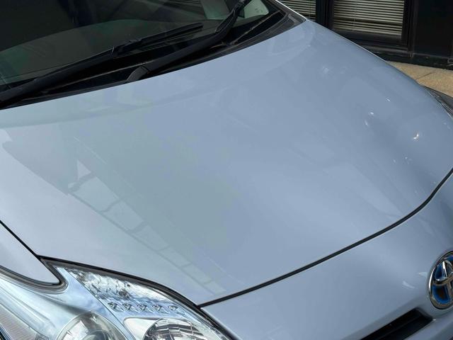 プリウス S ETC バックカメラ ナビ TV アルミホイール オートライト CVT スマートキー アイドリングストップ 電動格納ミラー 盗難防止システム CD ミュージックプレイヤー接続可 衝突安全ボディ ABS(27枚目)