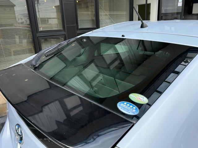 プリウス S ETC バックカメラ ナビ TV アルミホイール オートライト CVT スマートキー アイドリングストップ 電動格納ミラー 盗難防止システム CD ミュージックプレイヤー接続可 衝突安全ボディ ABS(32枚目)