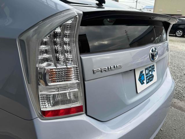 プリウス S ETC バックカメラ ナビ TV アルミホイール オートライト CVT スマートキー アイドリングストップ 電動格納ミラー 盗難防止システム CD ミュージックプレイヤー接続可 衝突安全ボディ ABS(35枚目)
