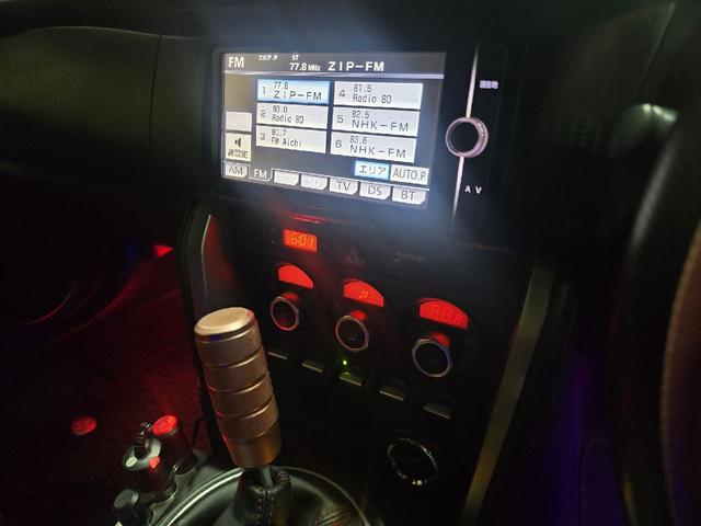 86 GT バックカメラ TV AT スマートキー 電動格納ミラー アルミホイール 盗難防止システム 衝突安全ボディ ABS ESC CD DVD再生 Bluetooth エアコン パワーステアリング(4枚目)