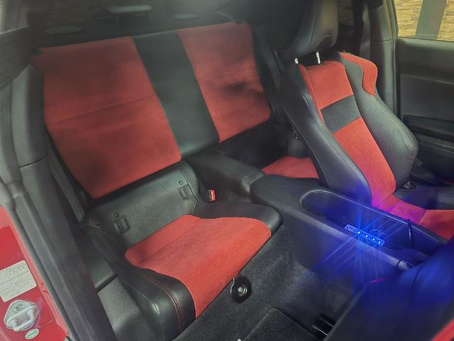 86 GT バックカメラ TV AT スマートキー 電動格納ミラー アルミホイール 盗難防止システム 衝突安全ボディ ABS ESC CD DVD再生 Bluetooth エアコン パワーステアリング(9枚目)