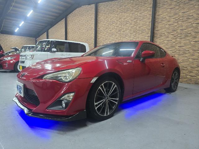 86 GT バックカメラ TV AT スマートキー 電動格納ミラー アルミホイール 盗難防止システム 衝突安全ボディ ABS ESC CD DVD再生 Bluetooth エアコン パワーステアリング(13枚目)