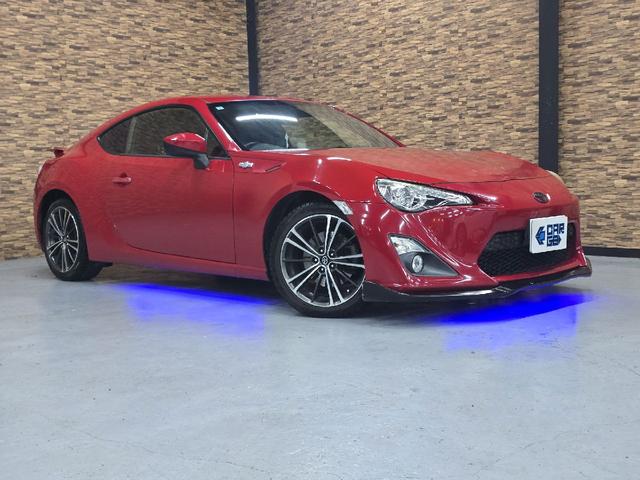 86 GT バックカメラ TV AT スマートキー 電動格納ミラー アルミホイール 盗難防止システム 衝突安全ボディ ABS ESC CD DVD再生 Bluetooth エアコン パワーステアリング(14枚目)