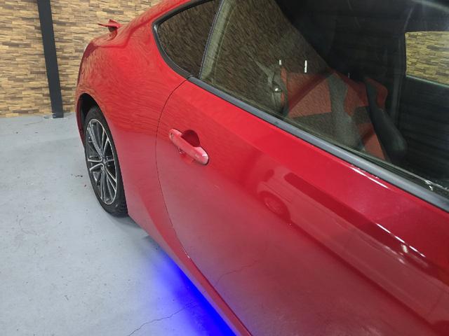 86 GT バックカメラ TV AT スマートキー 電動格納ミラー アルミホイール 盗難防止システム 衝突安全ボディ ABS ESC CD DVD再生 Bluetooth エアコン パワーステアリング(32枚目)