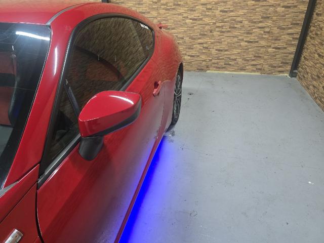 86 GT バックカメラ TV AT スマートキー 電動格納ミラー アルミホイール 盗難防止システム 衝突安全ボディ ABS ESC CD DVD再生 Bluetooth エアコン パワーステアリング(41枚目)