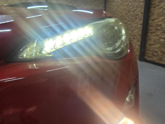 86 GT バックカメラ TV AT スマートキー 電動格納ミラー アルミホイール 盗難防止システム 衝突安全ボディ ABS ESC CD DVD再生 Bluetooth エアコン パワーステアリング(44枚目)