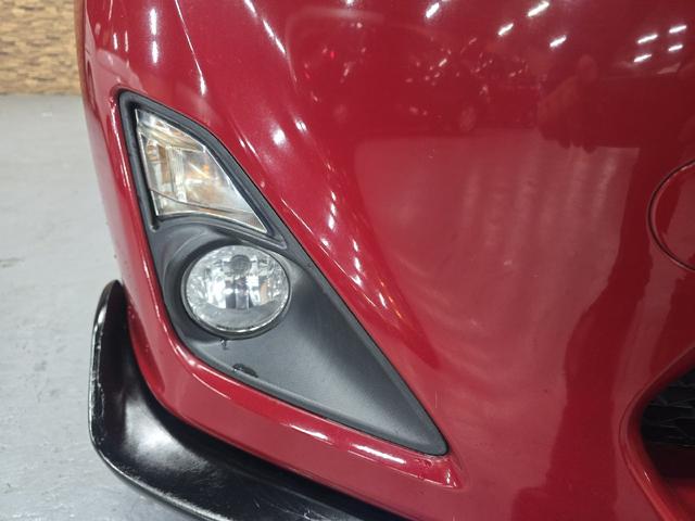 86 GT バックカメラ TV AT スマートキー 電動格納ミラー アルミホイール 盗難防止システム 衝突安全ボディ ABS ESC CD DVD再生 Bluetooth エアコン パワーステアリング(49枚目)