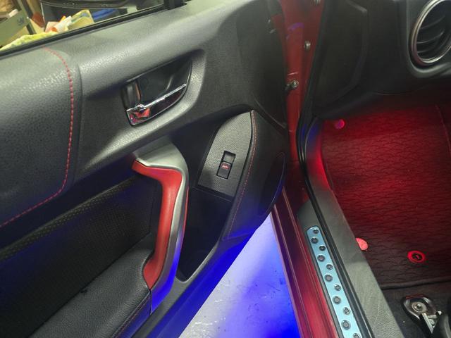 86 GT バックカメラ TV AT スマートキー 電動格納ミラー アルミホイール 盗難防止システム 衝突安全ボディ ABS ESC CD DVD再生 Bluetooth エアコン パワーステアリング(56枚目)