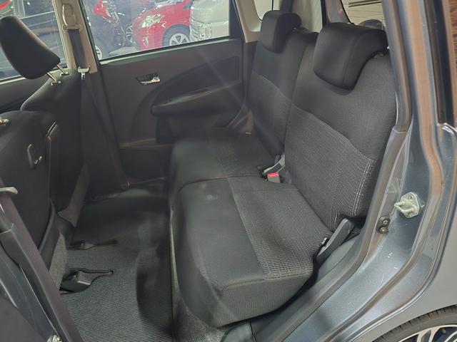 ムーヴ カスタム　Ｘ　ＶＳスマートセレクションＳＡ＆ＳＮ　ＬＥＤヘッドランプ　ベンチシート　ＣＶＴ　盗難防止システム　ＡＢＳ　ＥＳＣ　アルミホイール　衝突安全ボディ　エアコン　パワーステアリング　パワーウィンドウ（3枚目）