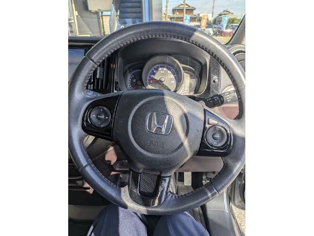 Ｎ－ＷＧＮカスタム Ｇ・Ａパッケージ　ＴＶ　オートクルーズコントロール　衝突被害軽減システム　オートライト　ＨＩＤ　スマートキー　アイドリングストップ　電動格納ミラー　ベンチシート　ＣＶＴ　盗難防止システム　ＡＢＳ　ＥＳＣ　ＣＤ（2枚目）