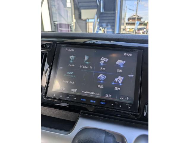 Ｎ－ＷＧＮカスタム Ｇ・Ａパッケージ　ＴＶ　オートクルーズコントロール　衝突被害軽減システム　オートライト　ＨＩＤ　スマートキー　アイドリングストップ　電動格納ミラー　ベンチシート　ＣＶＴ　盗難防止システム　ＡＢＳ　ＥＳＣ　ＣＤ（3枚目）