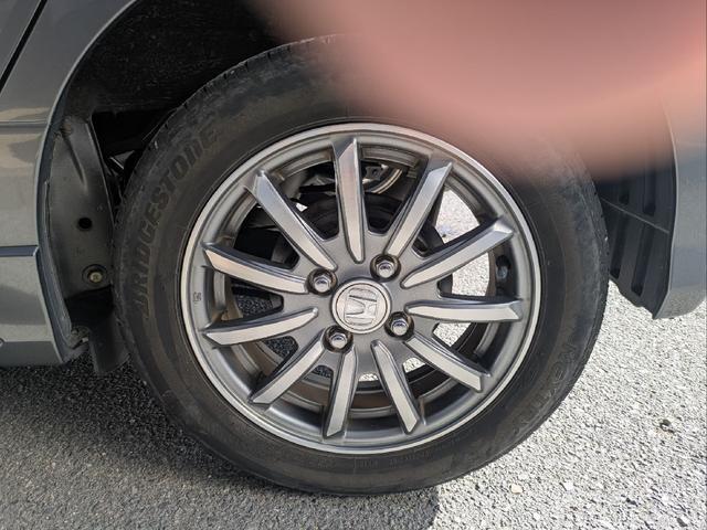 Ｎ－ＷＧＮカスタム Ｇ・Ａパッケージ　ＴＶ　オートクルーズコントロール　衝突被害軽減システム　オートライト　ＨＩＤ　スマートキー　アイドリングストップ　電動格納ミラー　ベンチシート　ＣＶＴ　盗難防止システム　ＡＢＳ　ＥＳＣ　ＣＤ（28枚目）